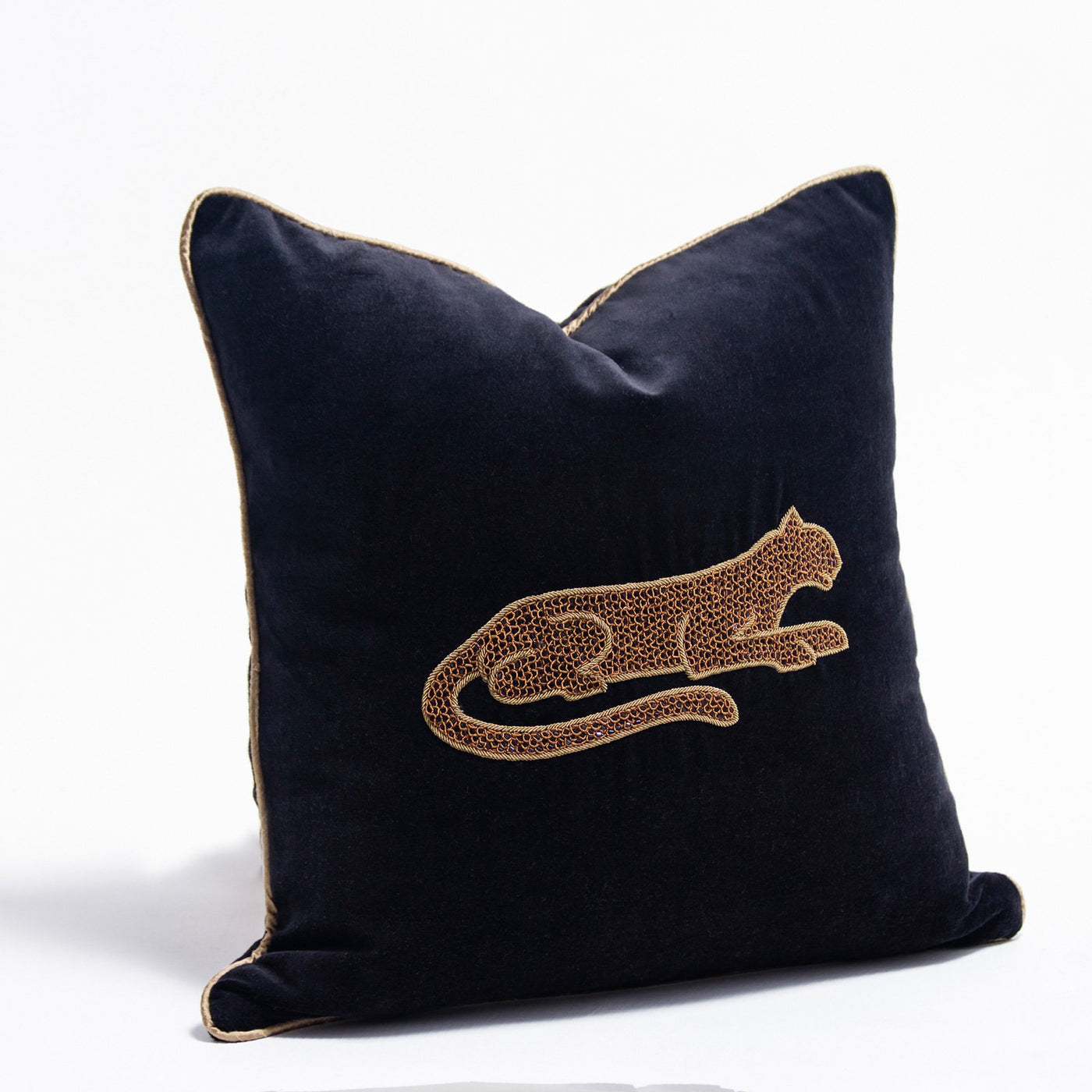 Baghira Velvet Black Medium 18"