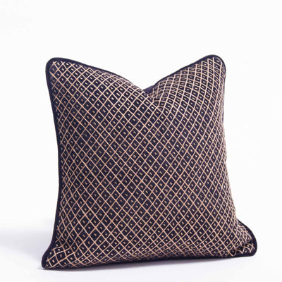 Fort King Black Medium 18"