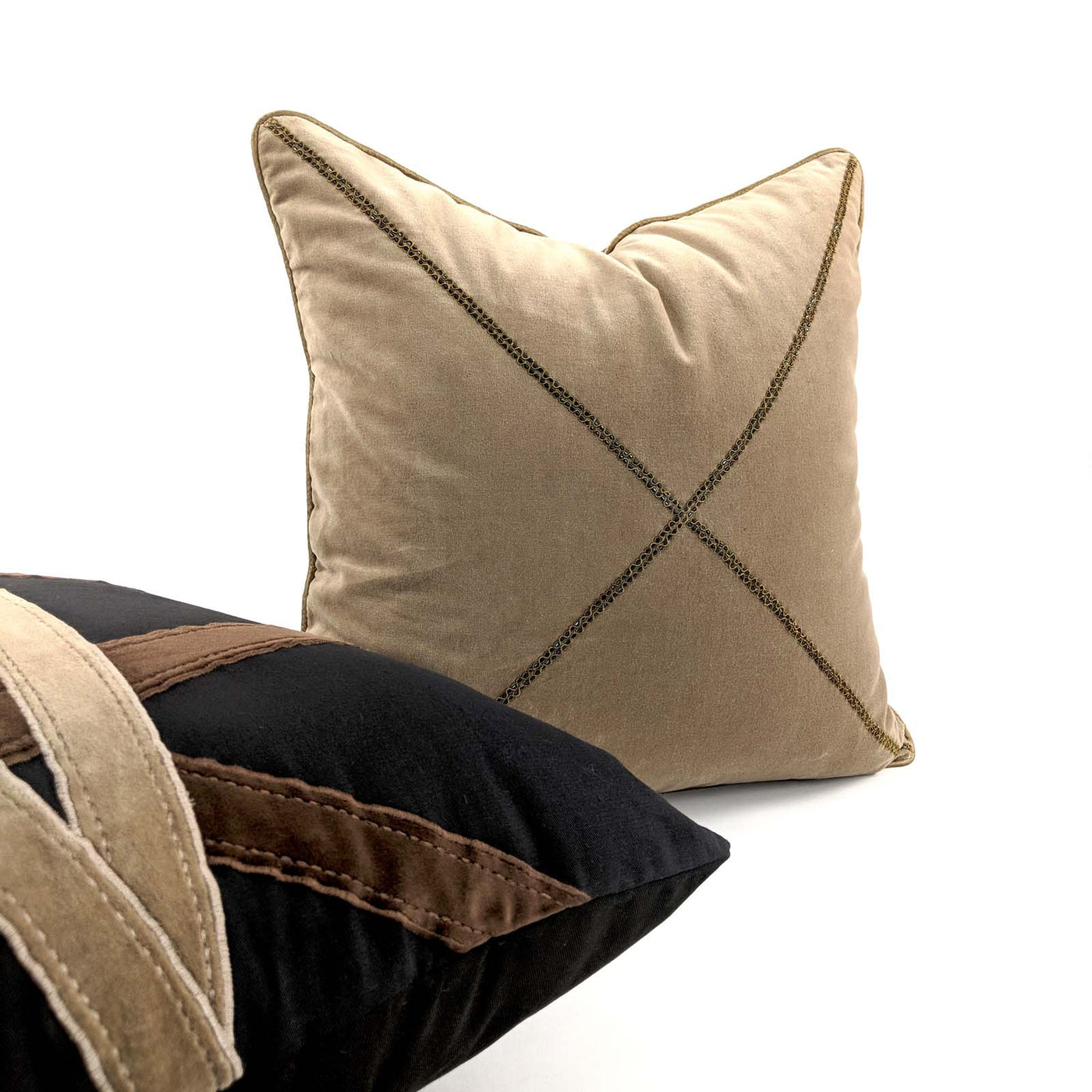 Mughal Cross Beige Large 21"