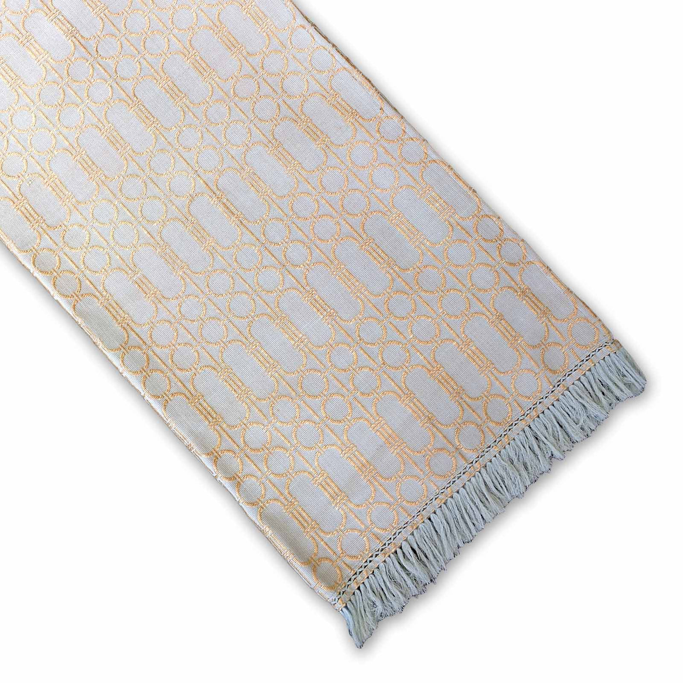 Links Greige Throw Large 40"