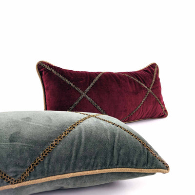 Mughal Cross Maroon Medium 09"
