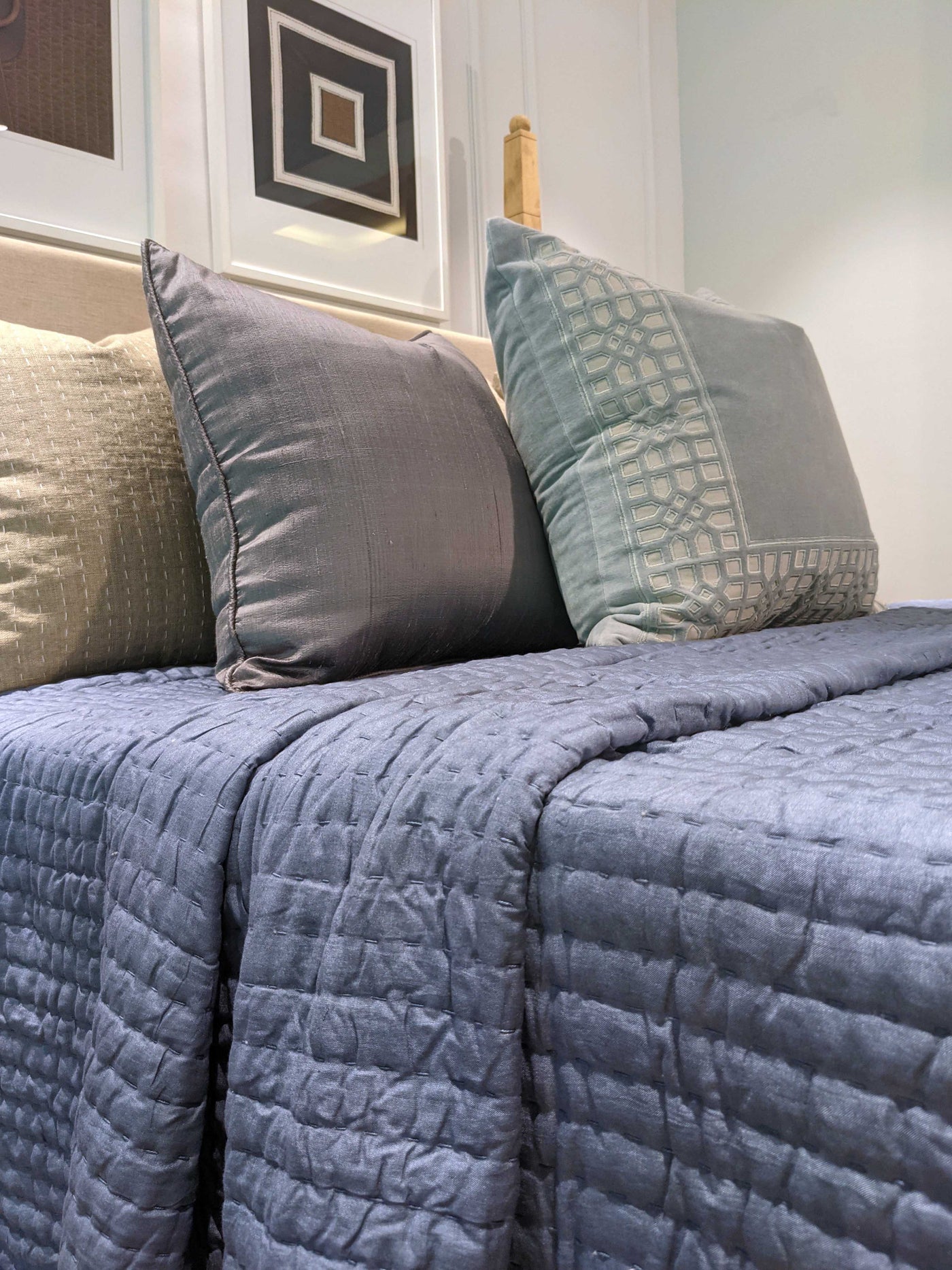 Gudri Cloud Bedspread Large 96" with 2 Shams